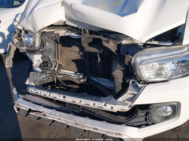Toyota Tacoma 2021 3TMBZ5DN0MM028823 Image 32