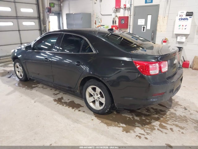 2014 CHEVROLET MALIBU 1G11C5SL7EF139782 Photo 2