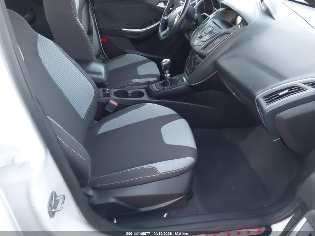1FADP3L91EL138912 Ford FOCUS ST