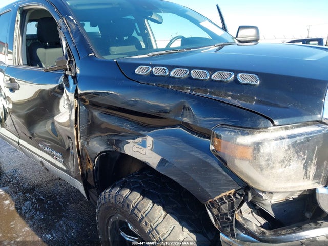 5TFUY5F10LX901646 Toyota Tundra 4wd Sr5