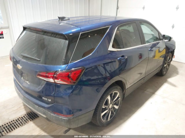 3GNAXUEV5NL181674 Chevrolet Equinox Awd Lt
