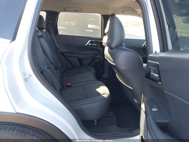 2025 MITSUBISHI OUTLANDER JA4J4VA86SZ042983 Photo 7