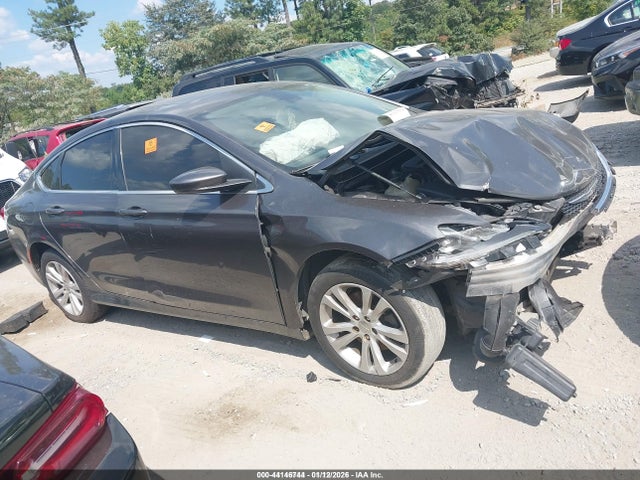 44146744 :رقم المزاد ، 1C3CCCAB9FN741270 vin ، 2015 Chrysler 200 Limited مزاد بيع