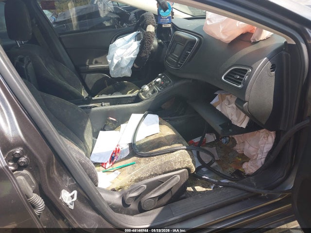 44146744 :رقم المزاد ، 1C3CCCAB9FN741270 vin ، 2015 Chrysler 200 Limited مزاد بيع