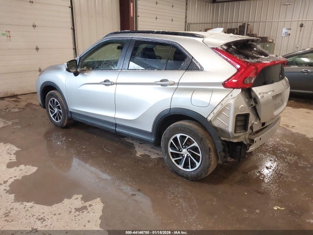 2020 MITSUBISHI ECLIPSE CROSS JA4AT3AA2LZ005697 Photo 2