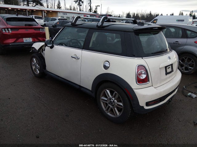 2013 MINI HARDTOP WMWSV3C56DT391689 Photo 2
