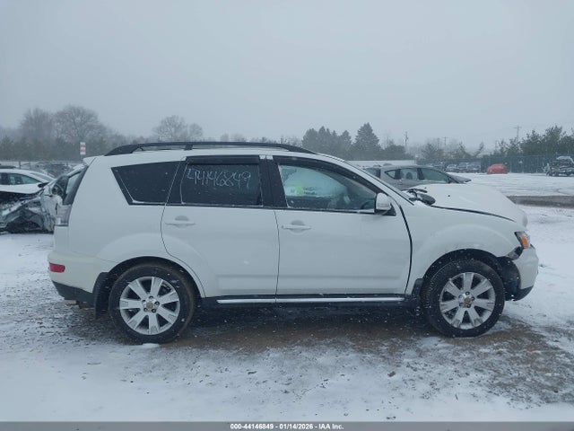 Продаж на аукціоні авто 2013 Mitsubishi Outlander Se, vin: JA4AS3AW9DU000736, номер лоту: 44146849