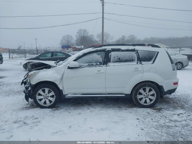 Продаж на аукціоні авто 2013 Mitsubishi Outlander Se, vin: JA4AS3AW9DU000736, номер лоту: 44146849