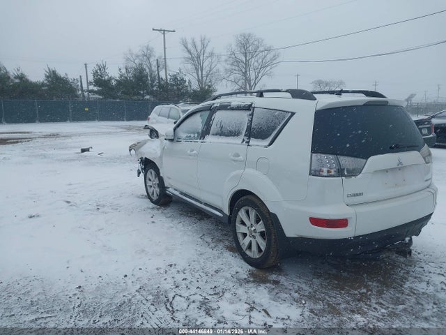 2013 MITSUBISHI OUTLANDER JA4AS3AW9DU000736 Photo 2