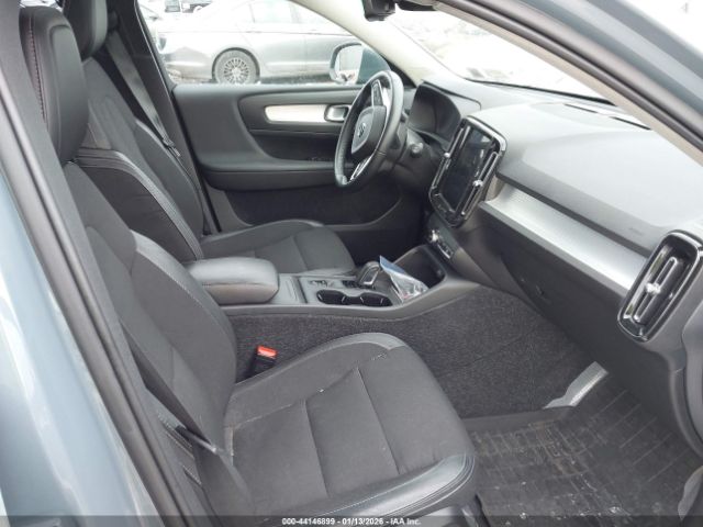 2020 VOLVO XC40 YV4162UK8L2335796 Photo 4