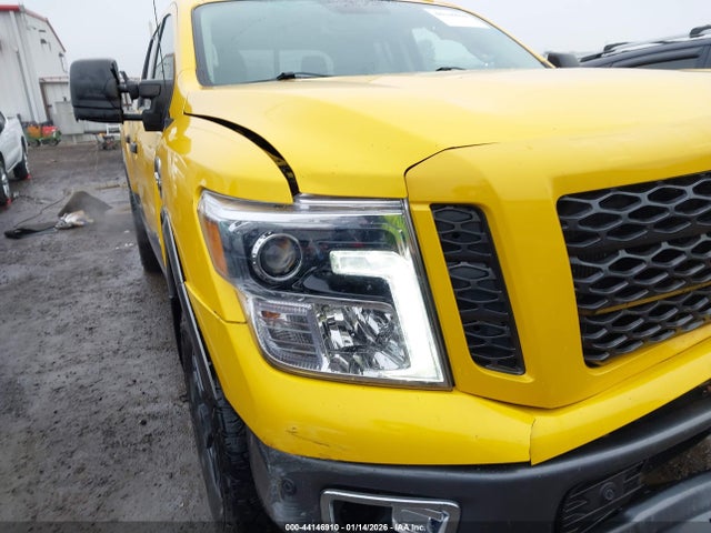 1N6AA1F4XHN500499 Nissan Titan Xd Pro-4x Gas