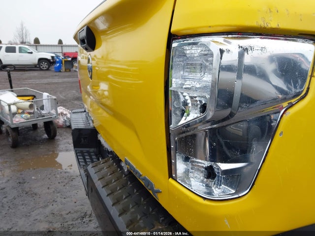 1N6AA1F4XHN500499 Nissan Titan Xd Pro-4x Gas