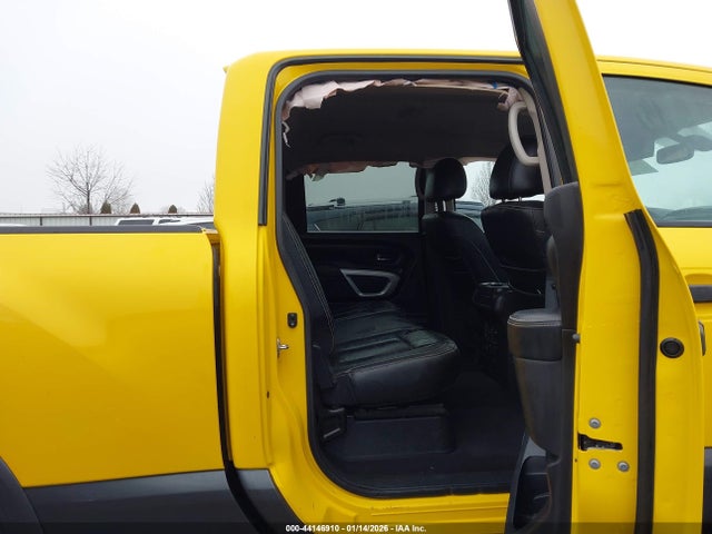 1N6AA1F4XHN500499 Nissan Titan Xd Pro-4x Gas