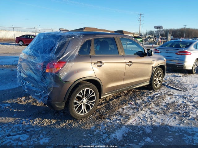 2018 MITSUBISHI OUTLANDER SPORT JA4AP3AU8JU011223 Photo 3