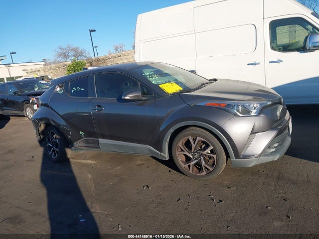 JTNKHMBX3J1004067 Toyota C-HR XLE