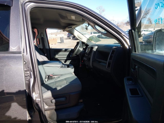 2015 RAM 1500 1C6RR7FT4FS758984 Photo 4