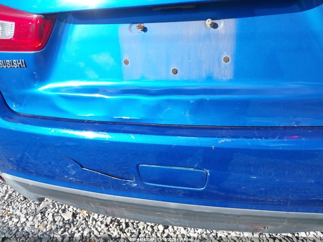 2017 MITSUBISHI OUTLANDER SPORT JA4AP3AU6HZ005031 Photo 5