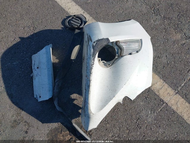 JTDKDTB34F1094571 Toyota Prius C Two