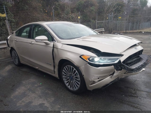 Продаж на аукціоні авто 2017 Ford Fusion Hybrid Platinum, vin: 3FA6P0RU1HR320926, номер лоту: 44147057