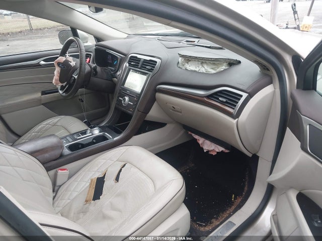 Продаж на аукціоні авто 2017 Ford Fusion Hybrid Platinum, vin: 3FA6P0RU1HR320926, номер лоту: 44147057