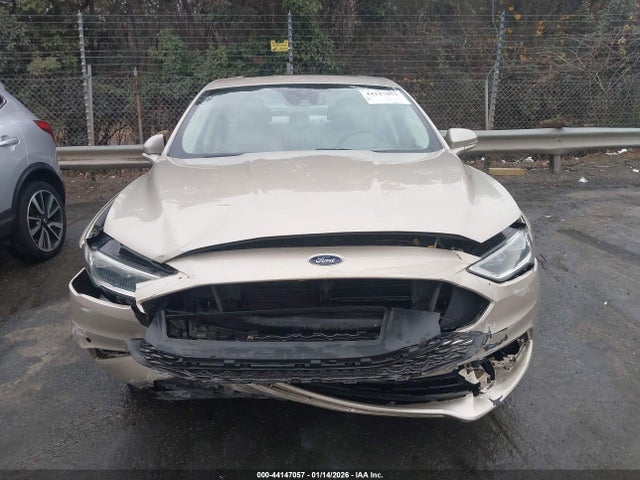 Продаж на аукціоні авто 2017 Ford Fusion Hybrid Platinum, vin: 3FA6P0RU1HR320926, номер лоту: 44147057