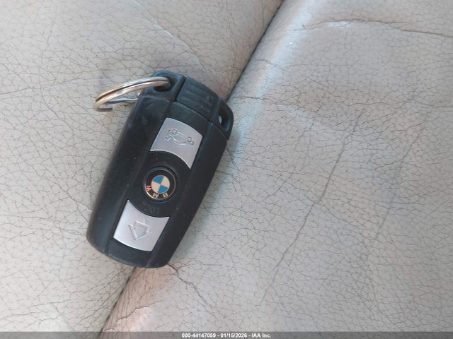 Продажа на аукционе авто 2008 Bmw 328i, vin: WBAWL13528PX20463, номер лота: 44147059