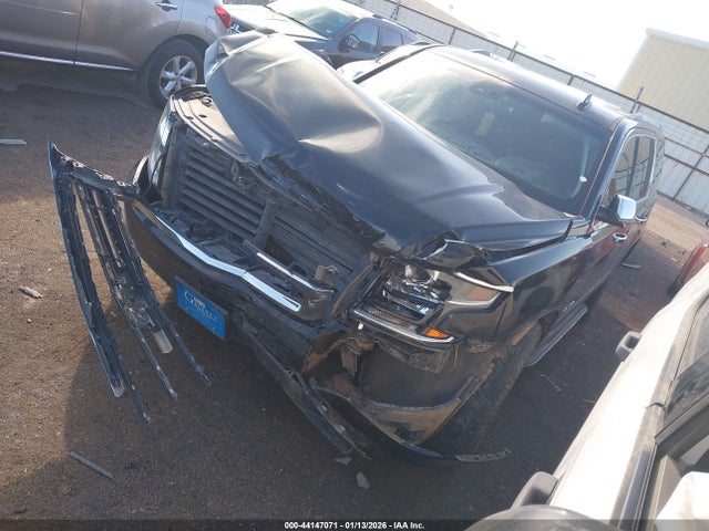 Продаж на аукціоні авто 2018 Chevrolet Tahoe Premier, vin: 1GNSCCKC4JR338045, номер лоту: 44147071