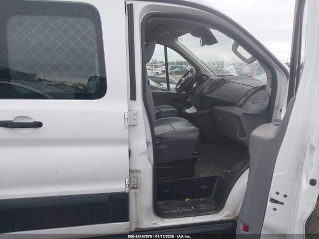 2019 FORD TRANSIT-150 1FTYE1ZM3KKA91322 Photo 4