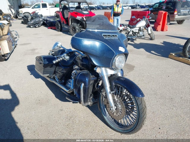 2014 HARLEY-DAVIDSON FLHX 1HD1KBM12EB620081