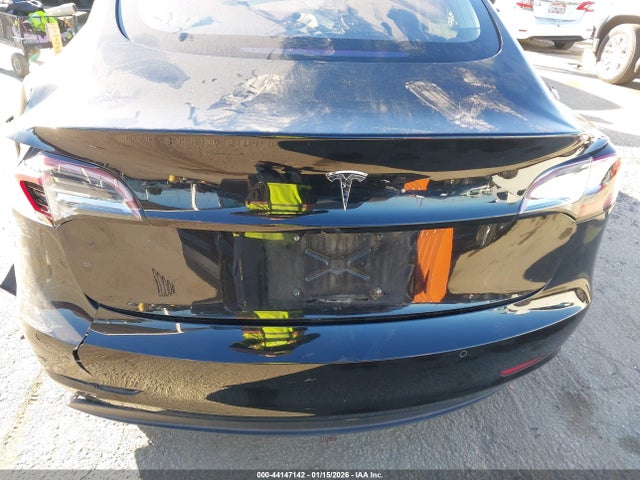 Tesla Model 3 Long Range/standard 2017 5YJ3E1EA1HF002181 Image 19