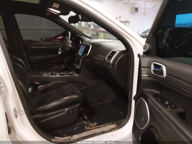 44147146 :رقم المزاد ، 1C4RJFDJ1EC176409 vin ، 2014 Jeep Grand Cherokee Srt8 مزاد بيع