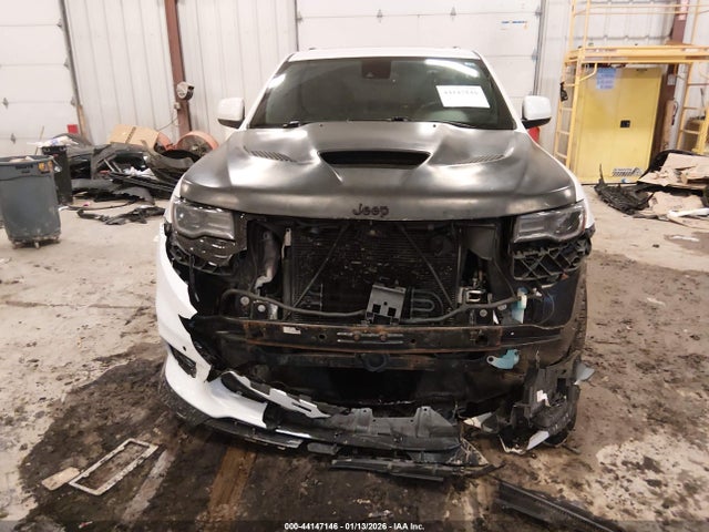 44147146 :رقم المزاد ، 1C4RJFDJ1EC176409 vin ، 2014 Jeep Grand Cherokee Srt8 مزاد بيع