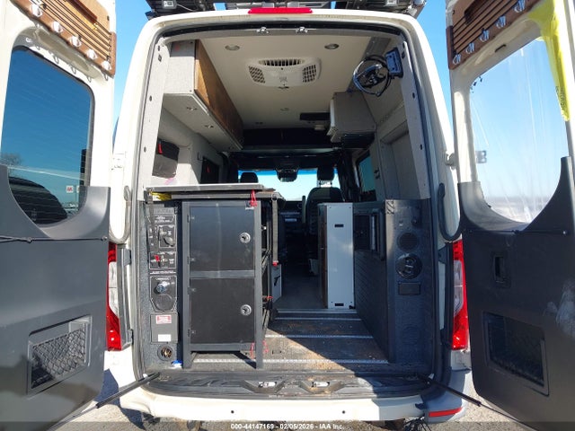 44147169 :رقم المزاد ، W1W4EBVY9MT069274 vin ، 2021 Mercedes-benz Sprinter 2500 Standard Roof V6 مزاد بيع