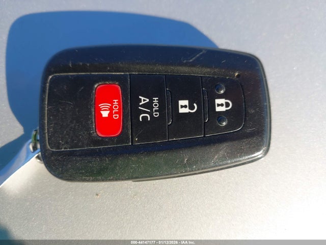 2021 TOYOTA PRIUS PRIME JTDKAMFP2M3190485 Photo 10