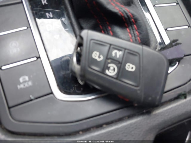 3VW6T7BU3KM176970 Volkswagen Jetta Gli 2.0t 35th Anniversary Edition/2.0t Autobahn/2.0t S