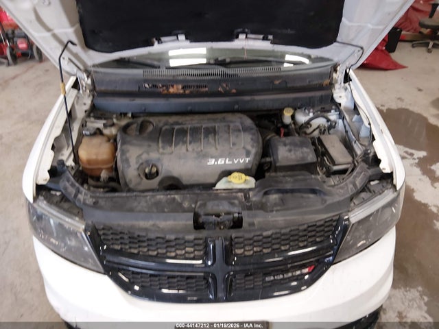 Продажа на аукционе авто 2015 Dodge Journey Crossroad, vin: 3C4PDCGG9FT697932, номер лота: 44147212