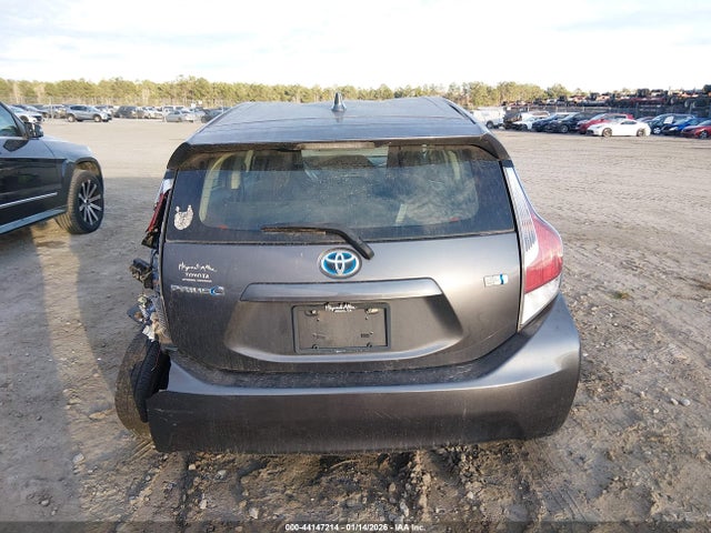 JTDKDTB36G1137700 Toyota Prius C One