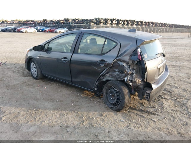 JTDKDTB36G1137700 Toyota Prius C One