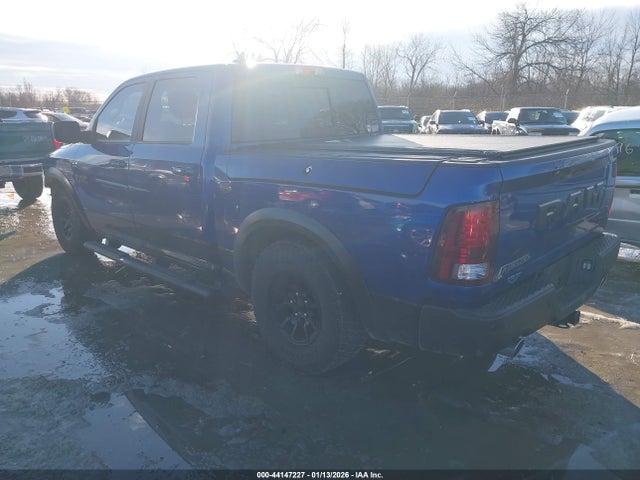 2017 RAM 1500 1C6RR7YT7HS784849 Photo 2