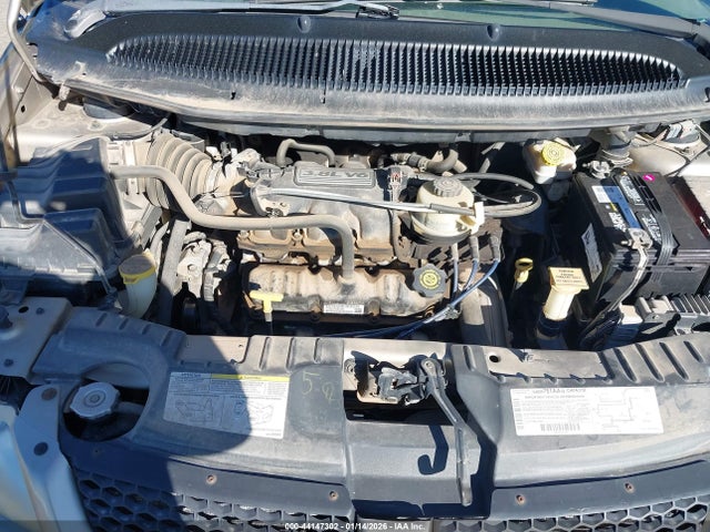2003 Dodge Grand Caravan Sport მანქანა იყიდება აუქციონზე, vin: 2D4GT44L73R218273, აუქციონის ნომერი: 44147302