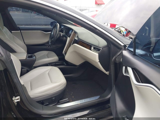 2016 TESLA MODEL S 5YJSA1E15GF151666 Photo 4