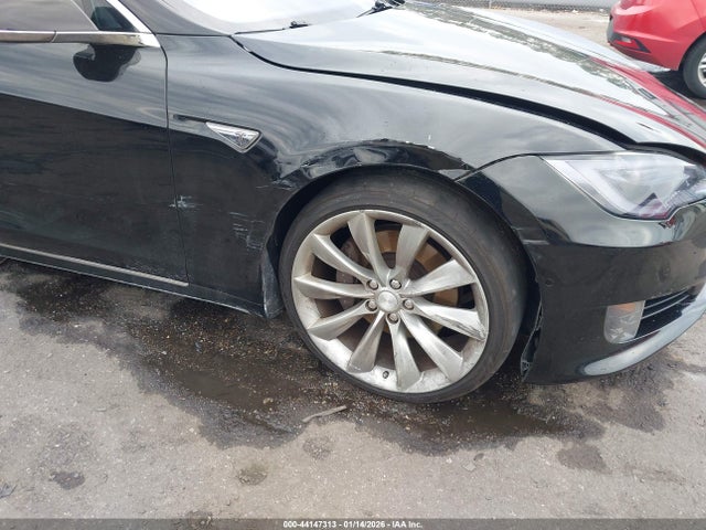 2016 TESLA MODEL S 5YJSA1E15GF151666 Photo 5