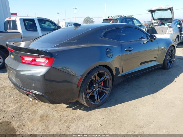 2018 CHEVROLET CAMARO 1G1FG1R76J0139197 Photo 3