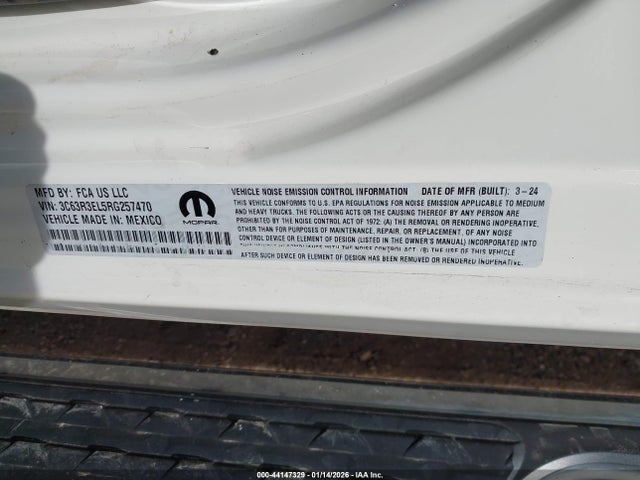 3C63R3EL5RG257470 RAM 3500 Laramie 4x4 6&#039;4 Box