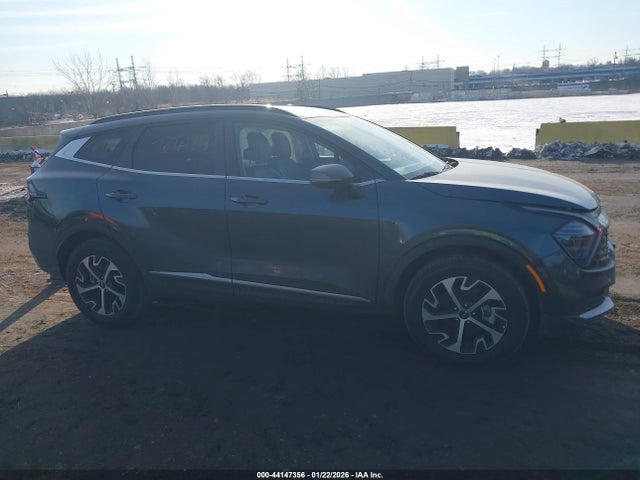 44147356 :رقم المزاد ، KNDPVCDG5R7134158 vin ، 2024 Kia Sportage Hybrid Ex مزاد بيع