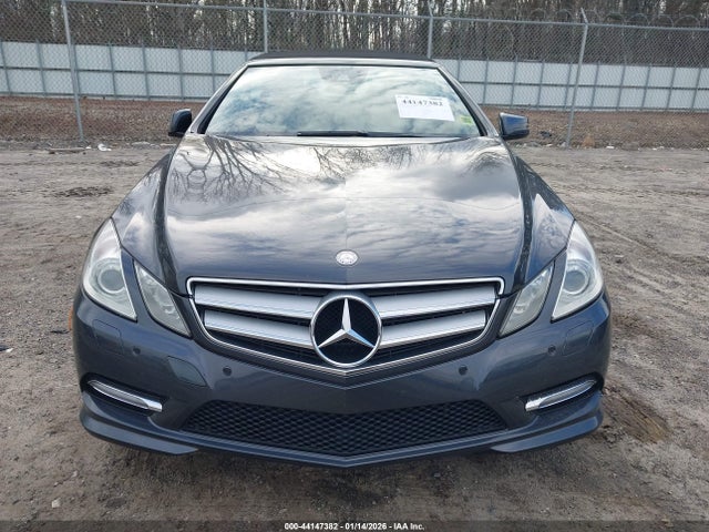 2012 Mercedes-benz E 550 მანქანა იყიდება აუქციონზე, vin: WDDKK7DF6CF152267, აუქციონის ნომერი: 44147382