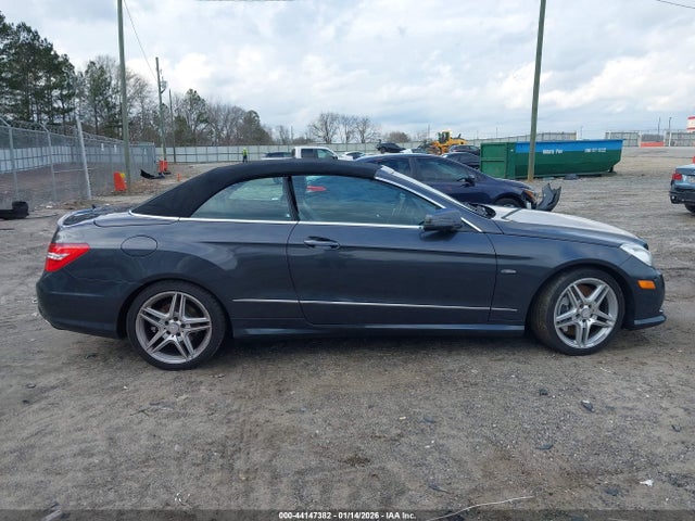 2012 Mercedes-benz E 550 მანქანა იყიდება აუქციონზე, vin: WDDKK7DF6CF152267, აუქციონის ნომერი: 44147382