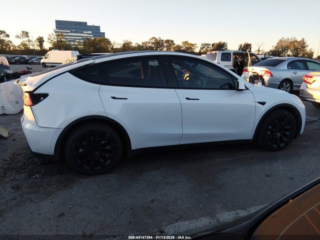 Aukcja sprzedaży 2023 Tesla Model Y Awd/long Range Dual Motor All-wheel Drive, vin: 7SAYGDEE0PA024918, numer aukcji: 44147394