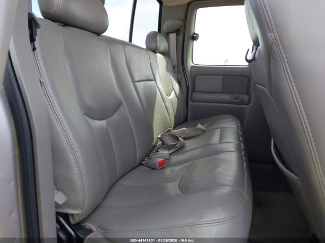 2004 Gmc Sierra 1500 Slt მანქანა იყიდება აუქციონზე, vin: 1GTEK19T44E317436, აუქციონის ნომერი: 44147401