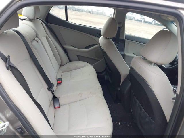5XXGM4A79FG477247 KIA Optima Lx